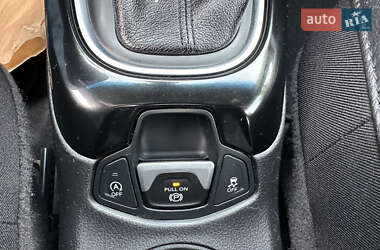 Внедорожник / Кроссовер Jeep Compass 2019 в 