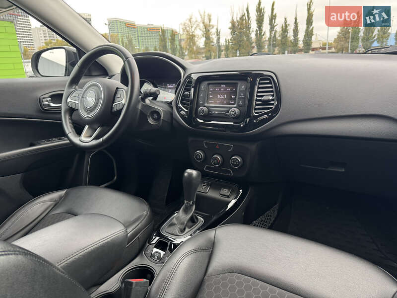 Позашляховик / Кросовер Jeep Compass 2018 в Києві фото 20 Позашляховик / Кросовер Jeep Compass 2018 в Києві