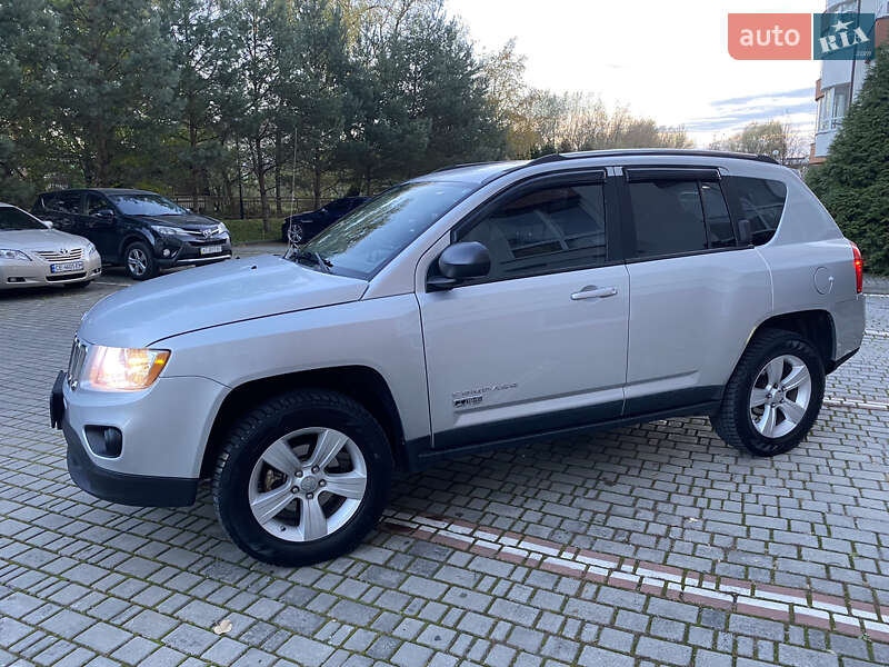 Внедорожник / Кроссовер Jeep Compass 2011 в Ивано-Франковске фото 3 Внедорожник / Кроссовер Jeep Compass 2011 в Ивано-Франковске