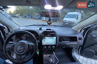Позашляховик / Кросовер Jeep Compass 2011 в 