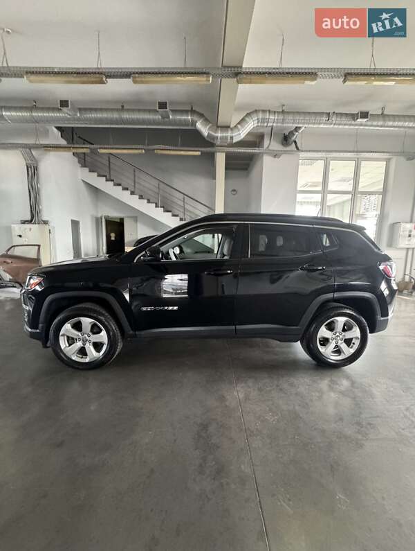 Позашляховик / Кросовер Jeep Compass 2017 в Тернополі фото 5 Позашляховик / Кросовер Jeep Compass 2017 в Тернополі