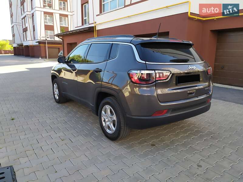 Позашляховик / Кросовер Jeep Compass 2022 в Івано-Франківську фото 2 Позашляховик / Кросовер Jeep Compass 2022 в Івано-Франківську