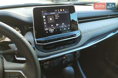 Внедорожник / Кроссовер Jeep Compass 2022 в 