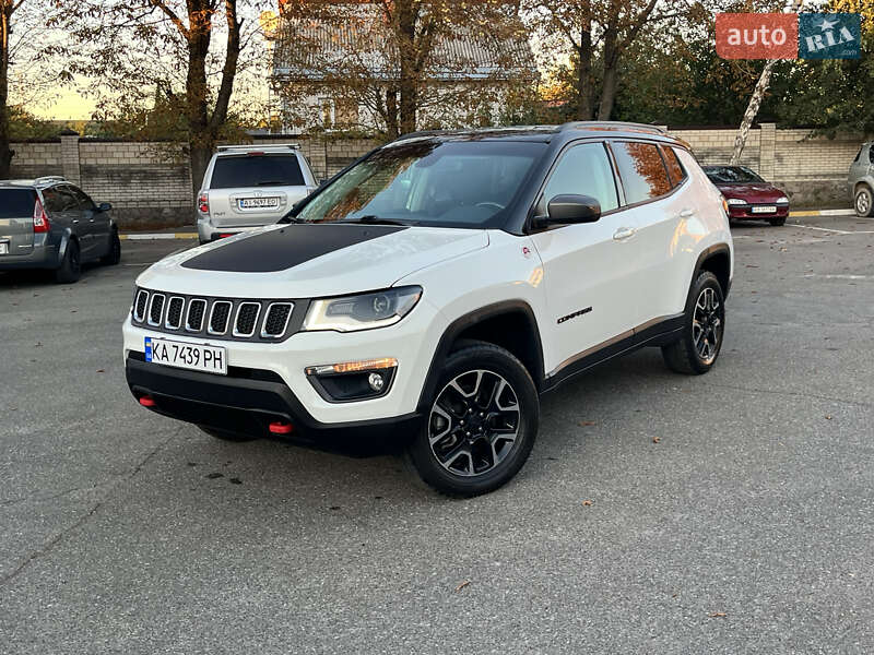 Внедорожник / Кроссовер Jeep Compass 2019 в Киеве фото 28 Внедорожник / Кроссовер Jeep Compass 2019 в Киеве