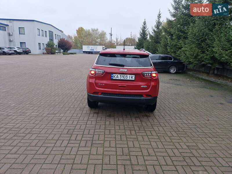 Внедорожник / Кроссовер Jeep Compass 2018 в Киеве