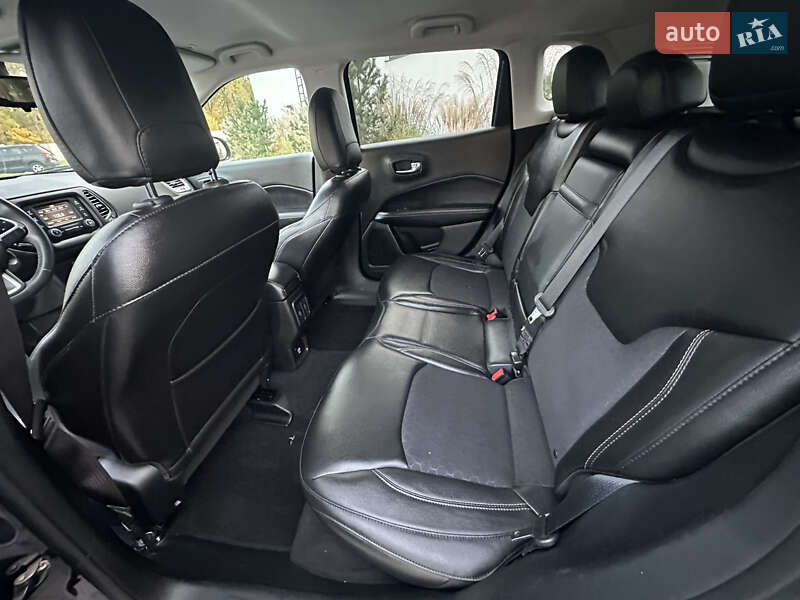 Внедорожник / Кроссовер Jeep Compass 2018 в Луцке