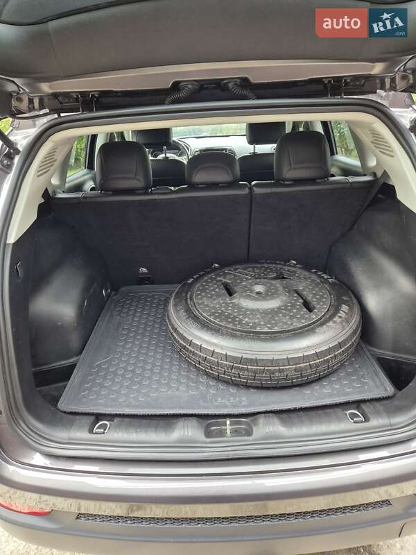 Позашляховик / Кросовер Jeep Compass 2018 в Києві фото 21 Позашляховик / Кросовер Jeep Compass 2018 в Києві