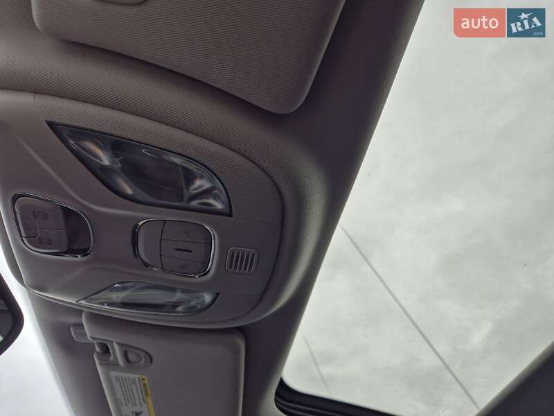 Позашляховик / Кросовер Jeep Compass 2018 в Києві фото 25 Позашляховик / Кросовер Jeep Compass 2018 в Києві