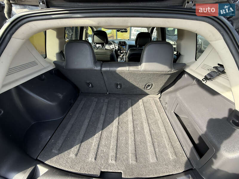 Позашляховик / Кросовер Jeep Compass 2015 в Стрию фото 42 Позашляховик / Кросовер Jeep Compass 2015 в Стрию