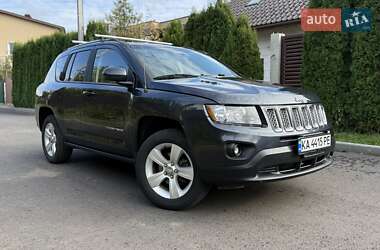 Внедорожник / Кроссовер Jeep Compass 2014 в Киеве