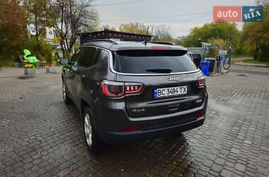 Внедорожник / Кроссовер Jeep Compass 2018 в 