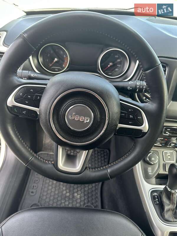 Позашляховик / Кросовер Jeep Compass 2019 в Львові фото 25 Позашляховик / Кросовер Jeep Compass 2019 в Львові
