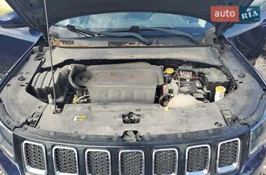 Внедорожник / Кроссовер Jeep Compass 2018 в  фото 12 Внедорожник / Кроссовер Jeep Compass 2018 в