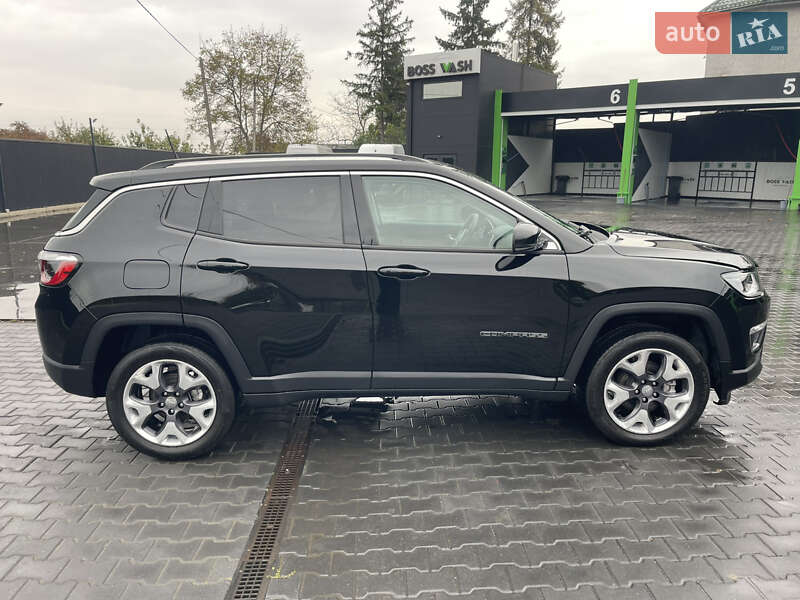 Позашляховик / Кросовер Jeep Compass 2021 в Чернівцях