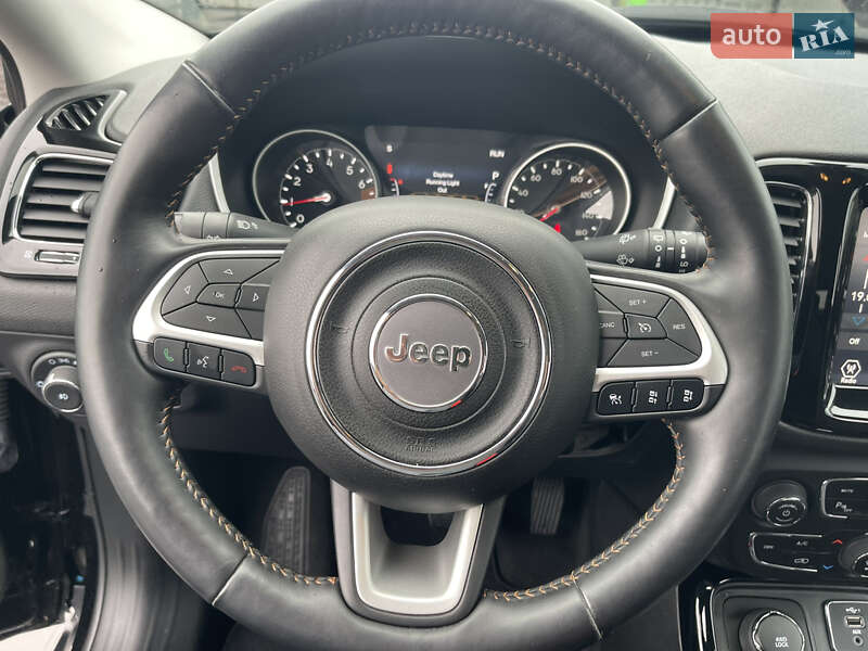 Позашляховик / Кросовер Jeep Compass 2021 в Чернівцях