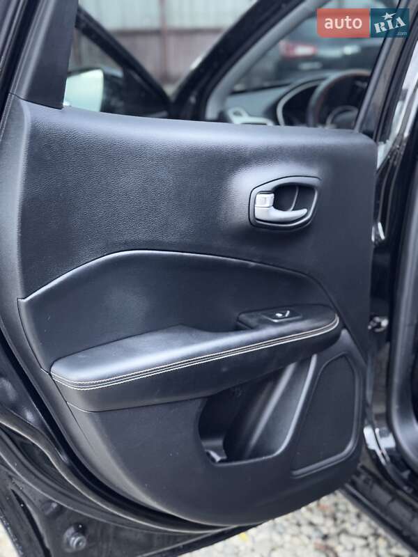 Внедорожник / Кроссовер Jeep Compass 2018 в Стрые фото 93 Внедорожник / Кроссовер Jeep Compass 2018 в Стрые