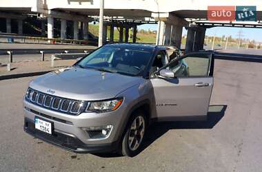 Позашляховик / Кросовер Jeep Compass 2019 в  фото 13 Позашляховик / Кросовер Jeep Compass 2019 в