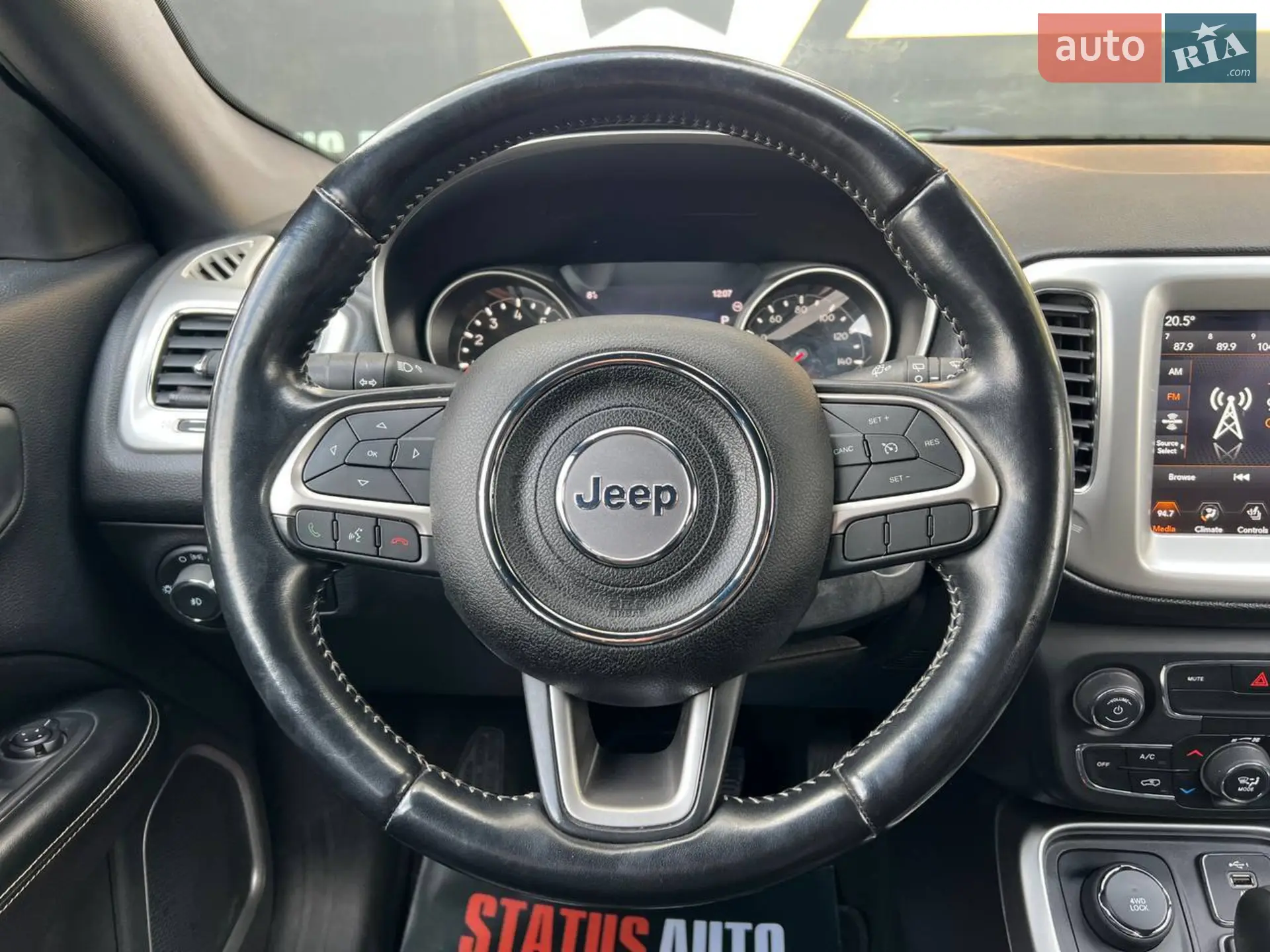 2021 Jeep Compass - мініатюра 17