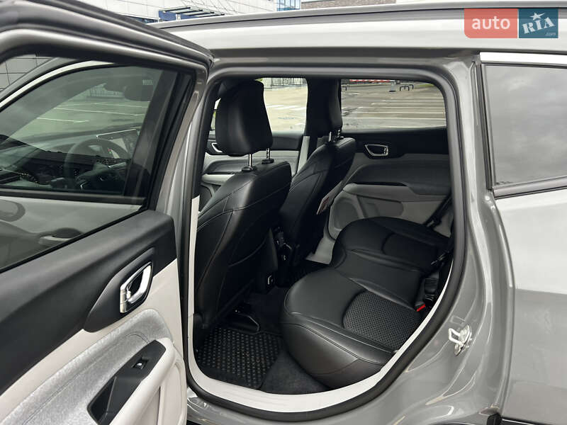 Позашляховик / Кросовер Jeep Compass 2024 в Києві фото 16 Позашляховик / Кросовер Jeep Compass 2024 в Києві