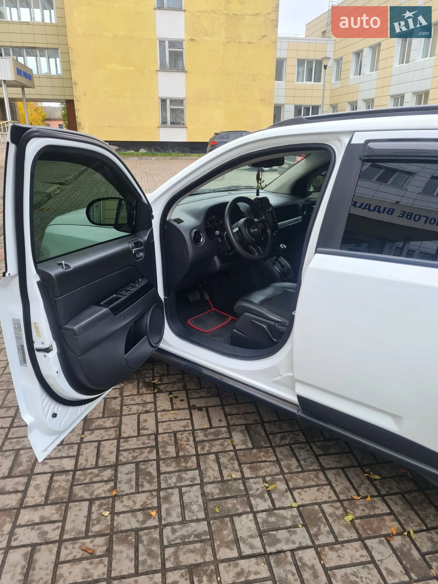 2015 Jeep Compass - мініатюра 15