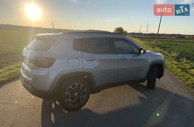 Позашляховик / Кросовер Jeep Compass 2022 в  фото 13 Позашляховик / Кросовер Jeep Compass 2022 в