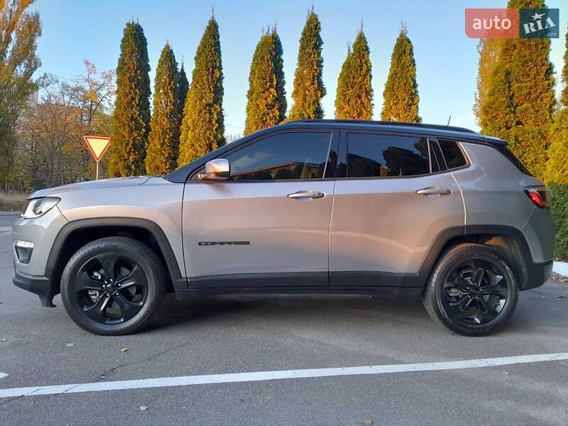Внедорожник / Кроссовер Jeep Compass 2018 в Киеве