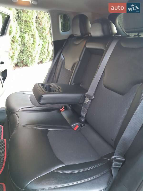 Внедорожник / Кроссовер Jeep Compass 2018 в Киеве