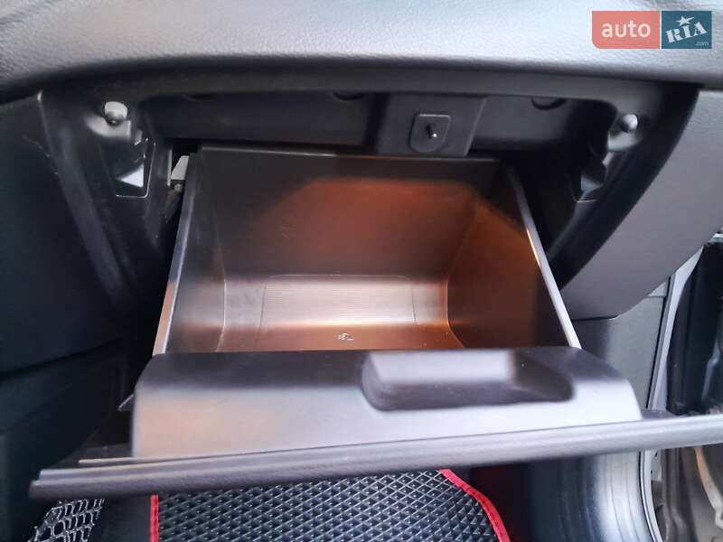 Внедорожник / Кроссовер Jeep Compass 2018 в Киеве