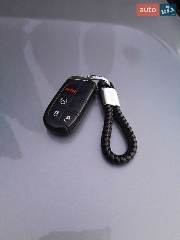 Внедорожник / Кроссовер Jeep Compass 2018 в Киеве