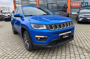 Внедорожник / Кроссовер Jeep Compass 2017 в 
