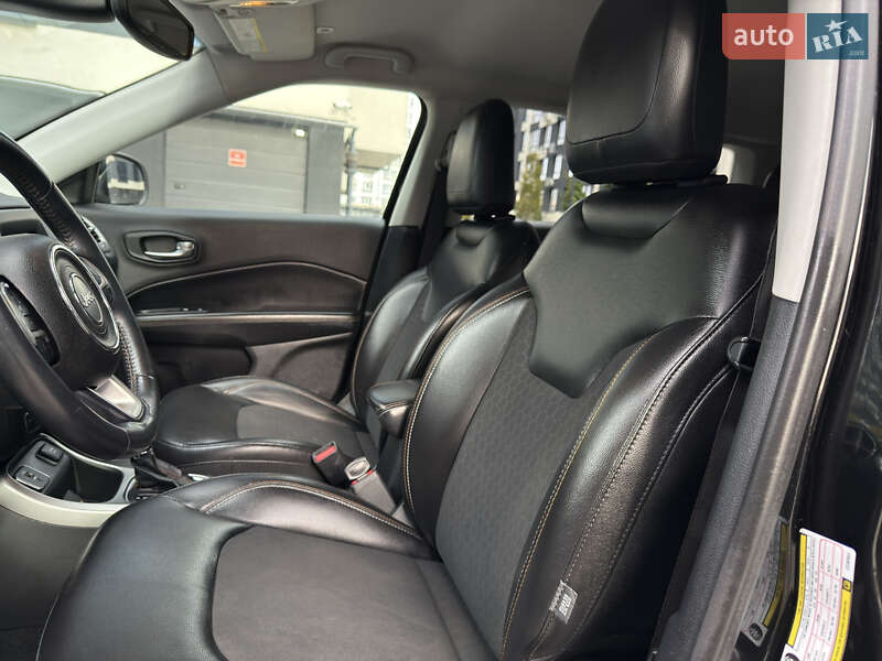 Внедорожник / Кроссовер Jeep Compass 2018 в Ивано-Франковске фото 16 Внедорожник / Кроссовер Jeep Compass 2018 в Ивано-Франковске