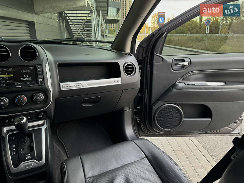 Внедорожник / Кроссовер Jeep Compass 2015 в Киеве фото 18 Внедорожник / Кроссовер Jeep Compass 2015 в Киеве