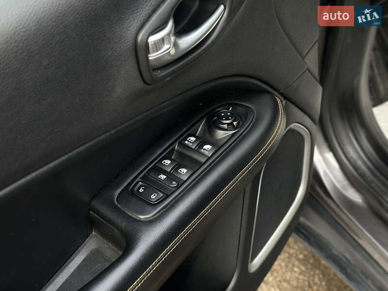 Внедорожник / Кроссовер Jeep Compass 2020 в Шептицькому