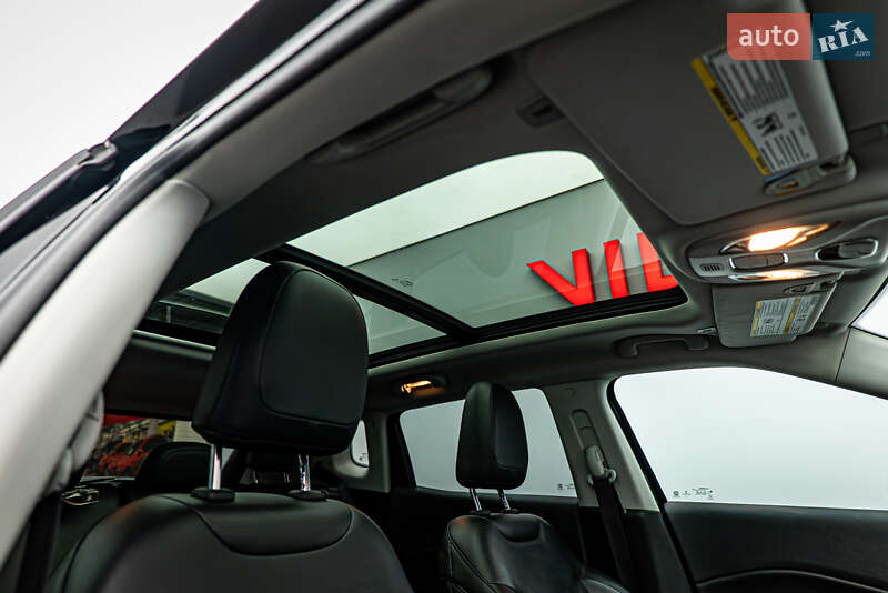 Позашляховик / Кросовер Jeep Compass 2019 в Києві фото 21 Позашляховик / Кросовер Jeep Compass 2019 в Києві