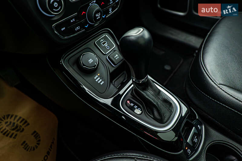 Позашляховик / Кросовер Jeep Compass 2019 в Києві фото 19 Позашляховик / Кросовер Jeep Compass 2019 в Києві