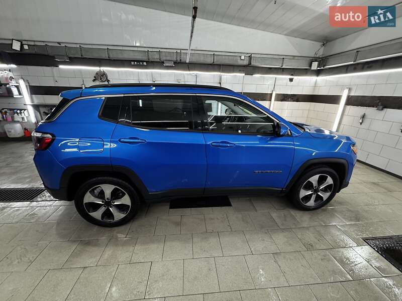 Внедорожник / Кроссовер Jeep Compass 2018 в Киеве
