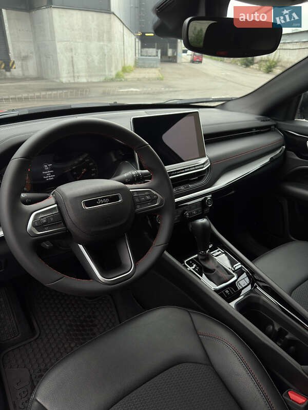 Позашляховик / Кросовер Jeep Compass 2025 в Києві фото 25 Позашляховик / Кросовер Jeep Compass 2025 в Києві