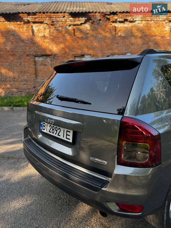 Внедорожник / Кроссовер Jeep Compass 2011 в Кременчуге фото 12 Внедорожник / Кроссовер Jeep Compass 2011 в Кременчуге