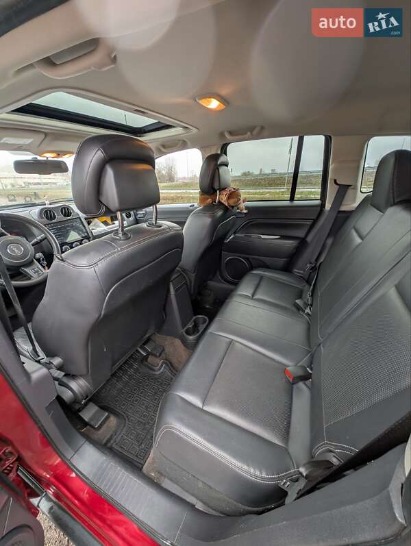 Внедорожник / Кроссовер Jeep Compass 2014 в Киеве