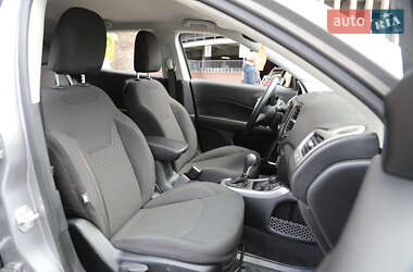 Внедорожник / Кроссовер Jeep Compass 2017 в Харькове