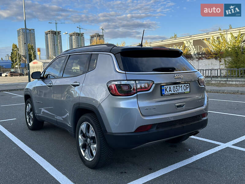 Внедорожник / Кроссовер Jeep Compass 2019 в Киеве