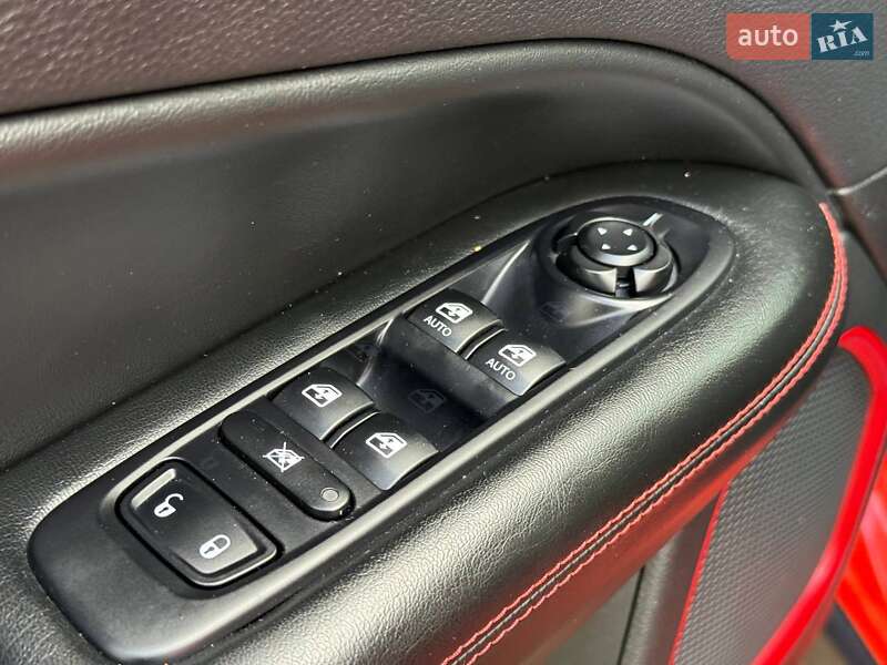 Позашляховик / Кросовер Jeep Compass 2020 в Києві фото 23 Позашляховик / Кросовер Jeep Compass 2020 в Києві