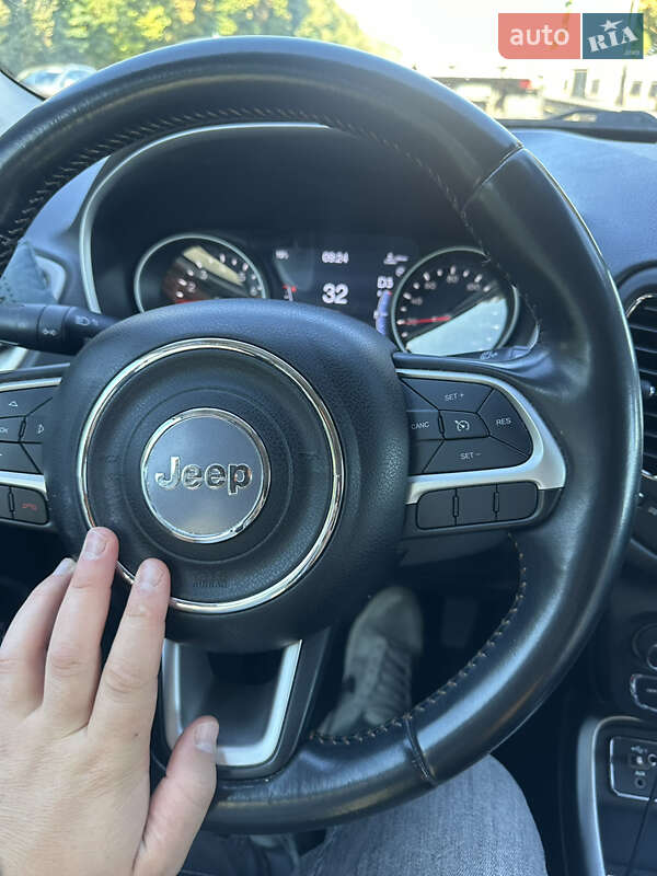 Внедорожник / Кроссовер Jeep Compass 2019 в Киеве фото 12 Внедорожник / Кроссовер Jeep Compass 2019 в Киеве