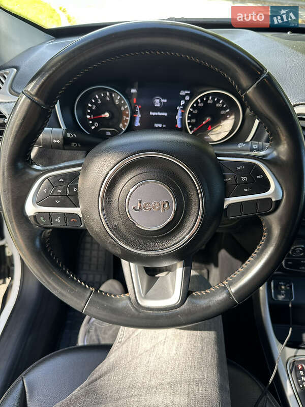 Внедорожник / Кроссовер Jeep Compass 2019 в Киеве фото 25 Внедорожник / Кроссовер Jeep Compass 2019 в Киеве