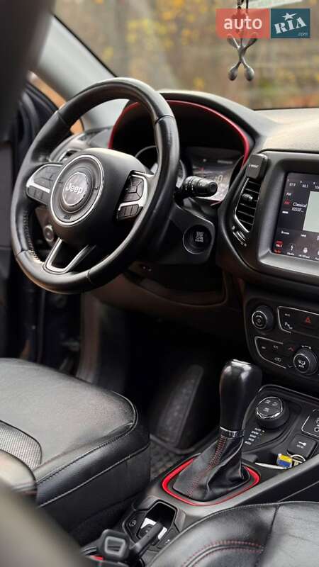 Внедорожник / Кроссовер Jeep Compass 2018 в Киеве