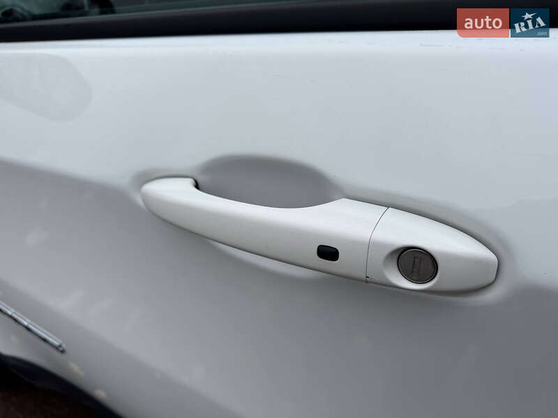 Внедорожник / Кроссовер Jeep Compass 2018 в Киеве