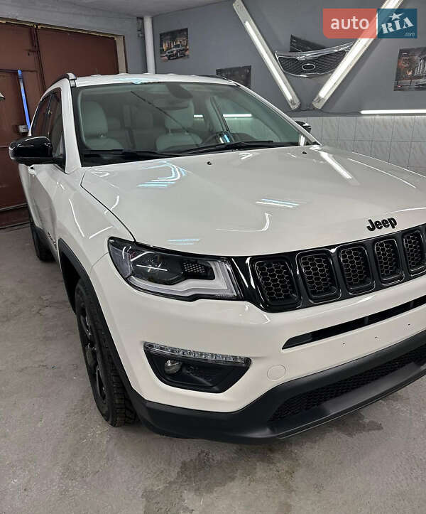 Внедорожник / Кроссовер Jeep Compass 2020 в Киеве