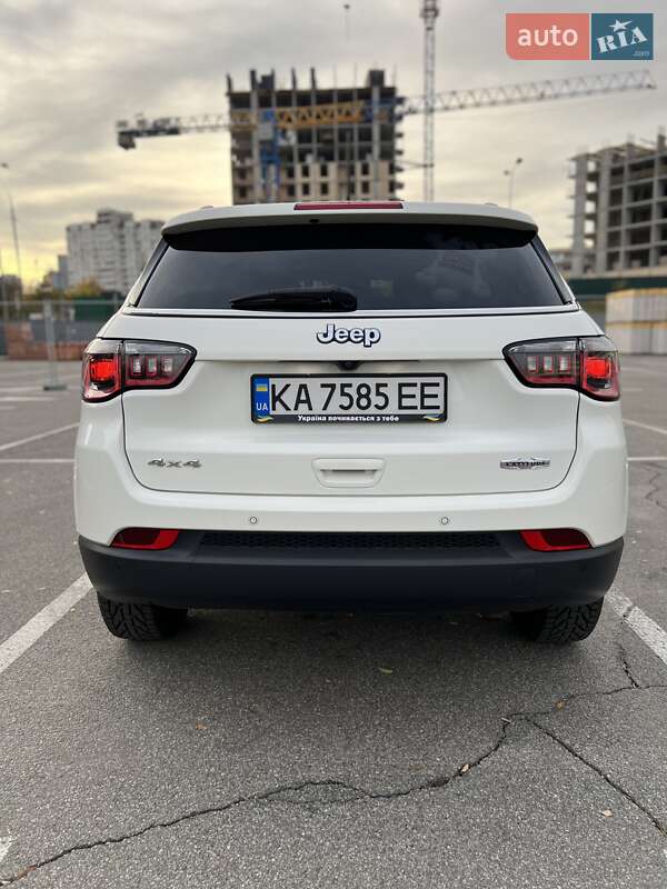 Внедорожник / Кроссовер Jeep Compass 2020 в Киеве