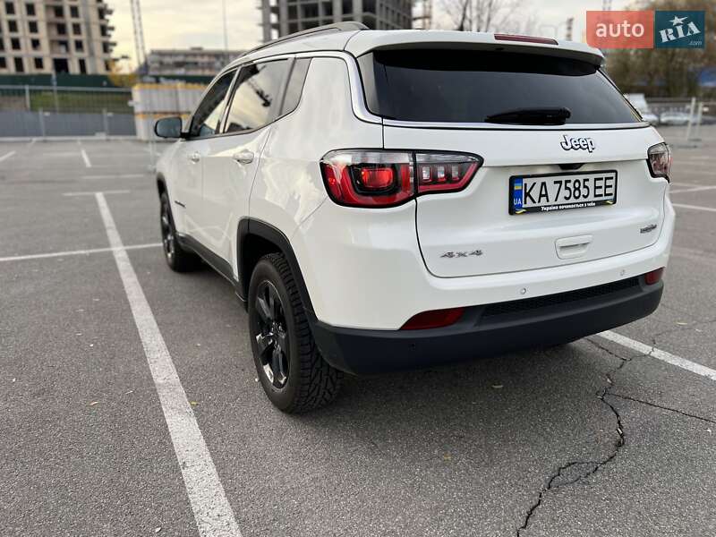 Внедорожник / Кроссовер Jeep Compass 2020 в Киеве