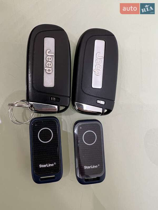 Внедорожник / Кроссовер Jeep Compass 2020 в Киеве